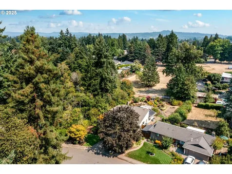 13890 SW 118th Court Portland OR 97223