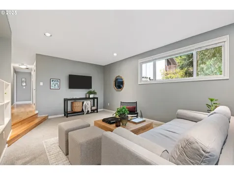 8765 SW Nisqually Court Tualatin OR 97062