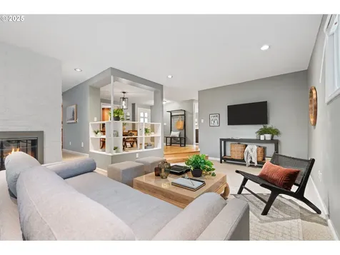 8765 SW Nisqually Court Tualatin OR 97062