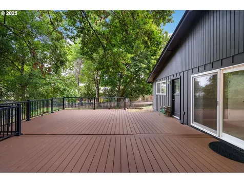 8765 SW Nisqually Court Tualatin OR 97062