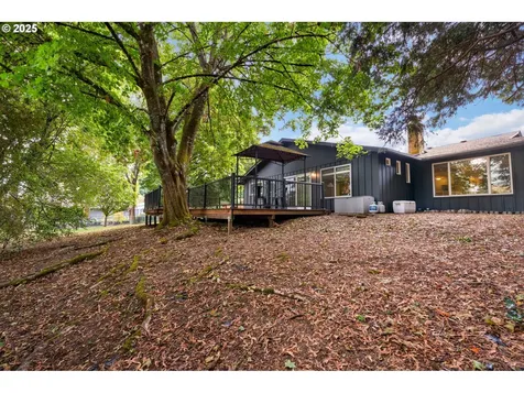 8765 SW Nisqually Court Tualatin OR 97062