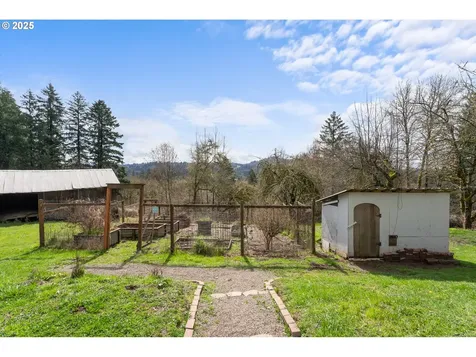 201 Little Kalama River Road Woodland WA 98674