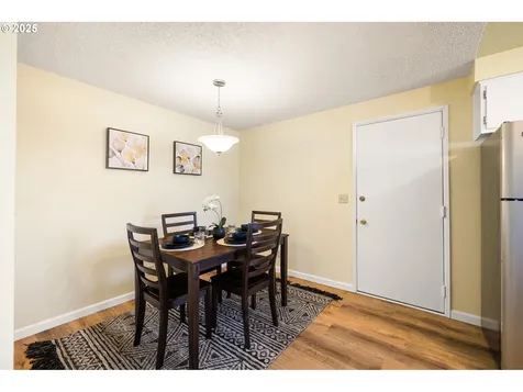 545 38th Street Springfield OR 97478