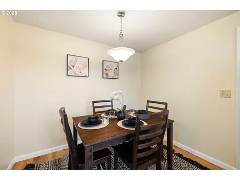 545 38th Street Springfield OR 97478