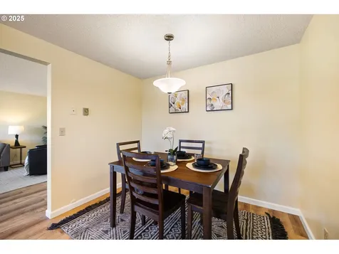 545 38th Street Springfield OR 97478