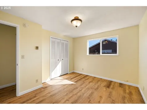 545 38th Street Springfield OR 97478