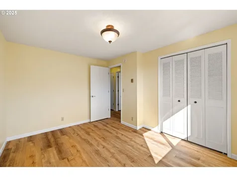 545 38th Street Springfield OR 97478