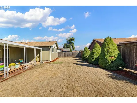545 38th Street Springfield OR 97478