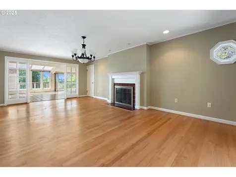 9420 NE Sacramento Street Portland OR 97220