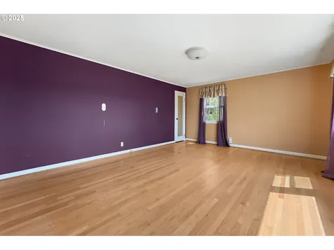 9420 NE Sacramento Street Portland OR 97220