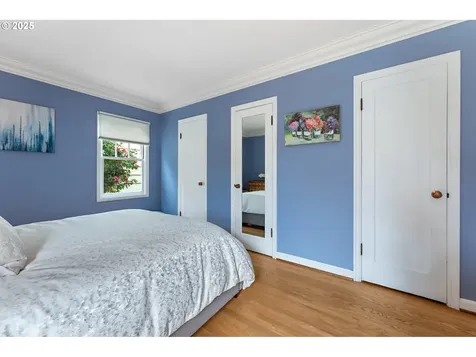 4456 NE Oregon Street Portland OR 97213