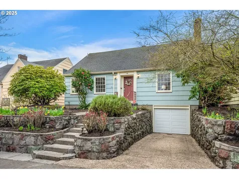 4456 NE Oregon Street Portland OR 97213