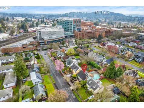 4456 NE Oregon Street Portland OR 97213