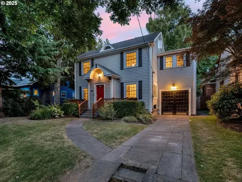4214 NE Hassalo Street Portland OR 97213