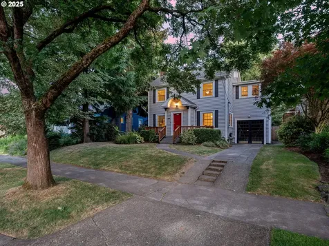 4214 NE Hassalo Street Portland OR 97213