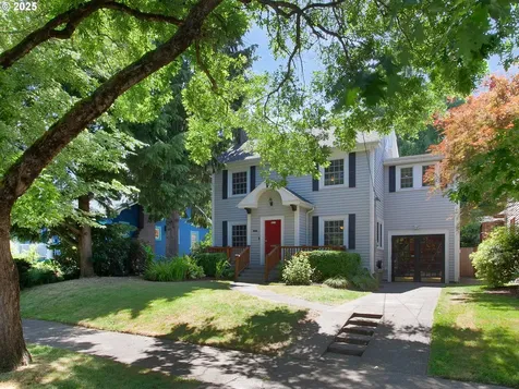 4214 NE Hassalo Street Portland OR 97213