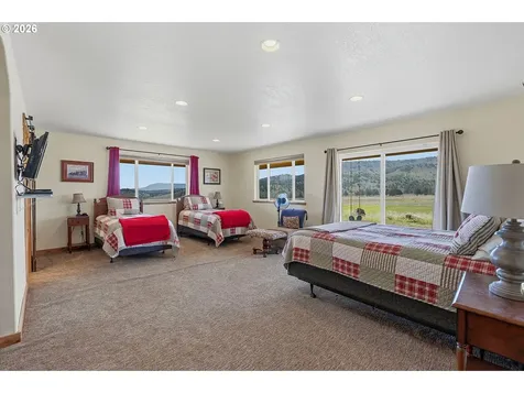 41221 SE Van Lake Road Prineville OR 97754