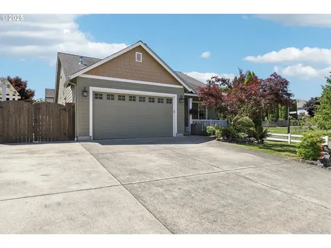 425 NW 151st Street Vancouver WA 98685