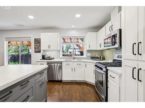 425 NW 151st Street Vancouver WA 98685
