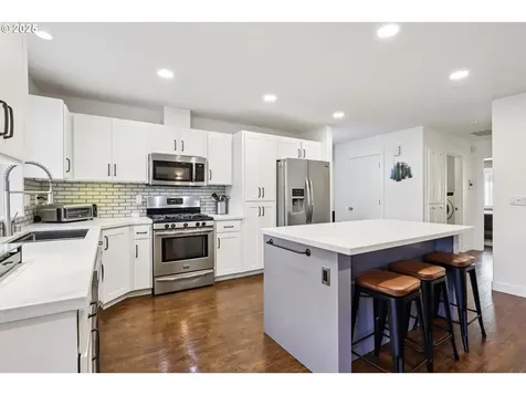 425 NW 151st Street Vancouver WA 98685