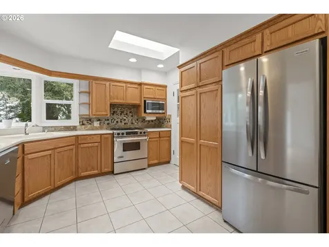 2742 Bluff Avenue SE Salem OR 97302