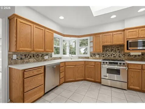 2742 Bluff Avenue SE Salem OR 97302