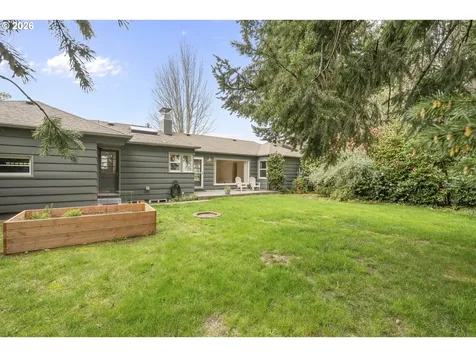 2742 Bluff Avenue SE Salem OR 97302