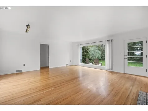 2742 Bluff Avenue SE Salem OR 97302