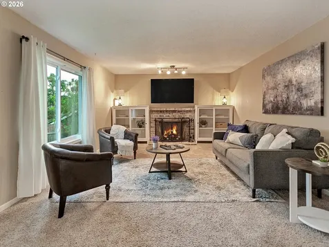 6106 Churchill Downs Drive West Linn OR 97068