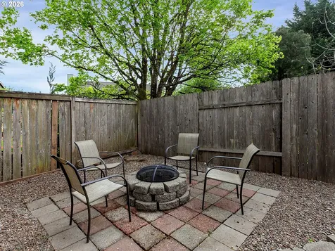 6106 Churchill Downs Drive West Linn OR 97068