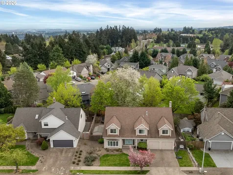 6106 Churchill Downs Drive West Linn OR 97068