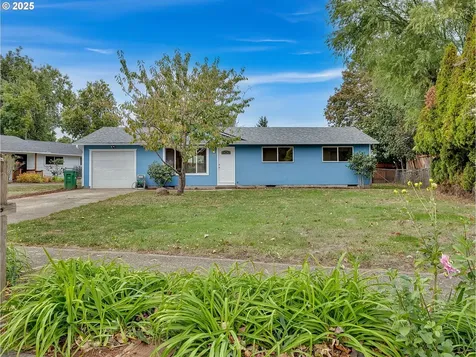 821 SW 14th Street Troutdale OR 97060