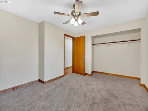 821 SW 14th Street Troutdale OR 97060