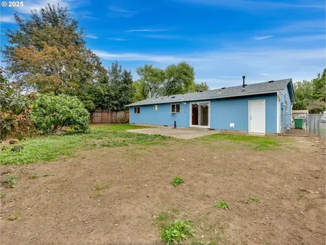 821 SW 14th Street Troutdale OR 97060