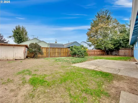 821 SW 14th Street Troutdale OR 97060