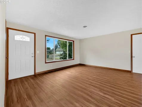 821 SW 14th Street Troutdale OR 97060