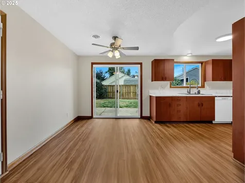 821 SW 14th Street Troutdale OR 97060