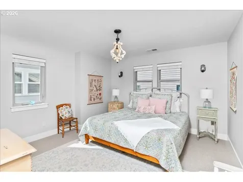 7935 SE 45th Avenue Portland OR 97206