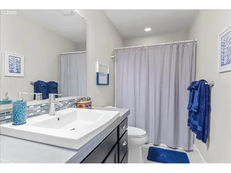 7935 SE 45th Avenue Portland OR 97206