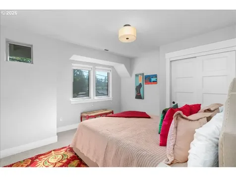 7935 SE 45th Avenue Portland OR 97206