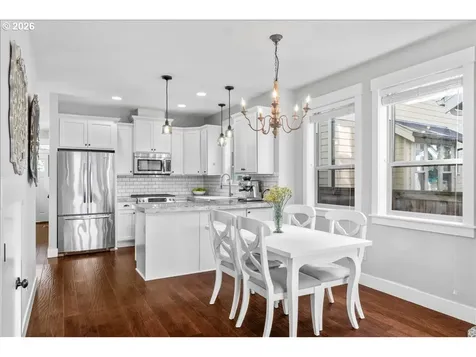 7935 SE 45th Avenue Portland OR 97206