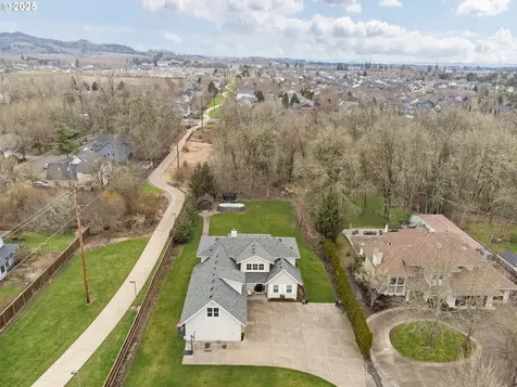 1863 NW Wallace Road Mcminnville OR 97128
