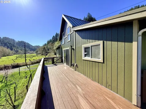 769 Deans Creek Road Reedsport OR 97467