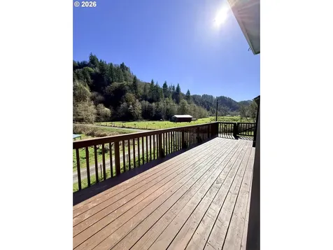 769 Deans Creek Road Reedsport OR 97467