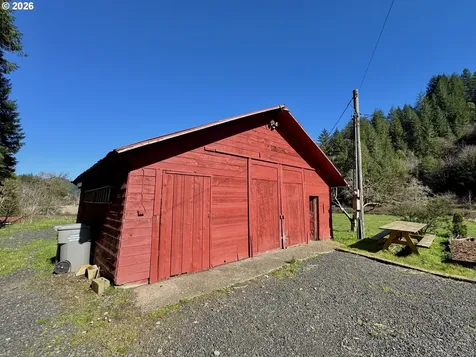 769 Deans Creek Road Reedsport OR 97467