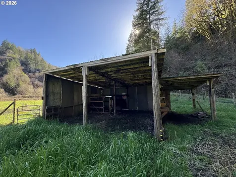769 Deans Creek Road Reedsport OR 97467