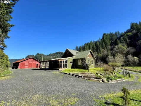 769 Deans Creek Road Reedsport OR 97467