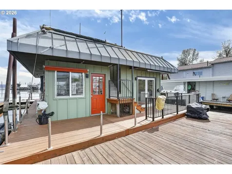 18989 NE Marine Drive Portland OR 97230