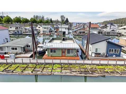 18989 NE Marine Drive Portland OR 97230