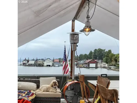 18989 NE Marine Drive Portland OR 97230